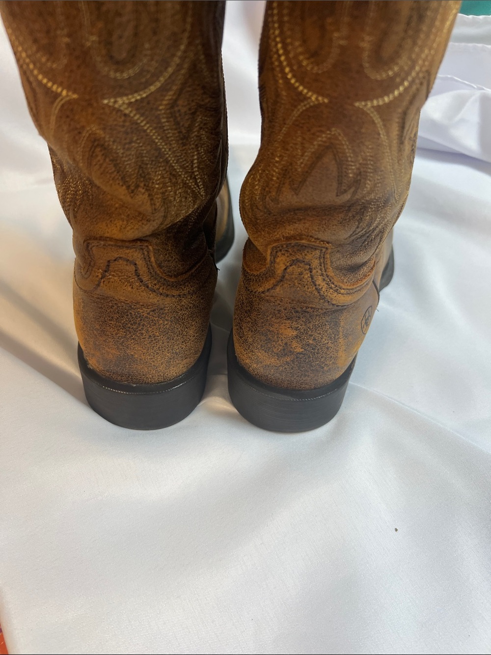 Ariat Brown Distressed Leather Cowboy Boots - Picture 3 of 10
